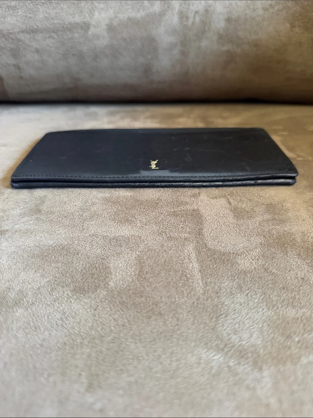 Yves Saint Laurent Black Lambskin Leather Slim Wallet - Picture 6 of 12